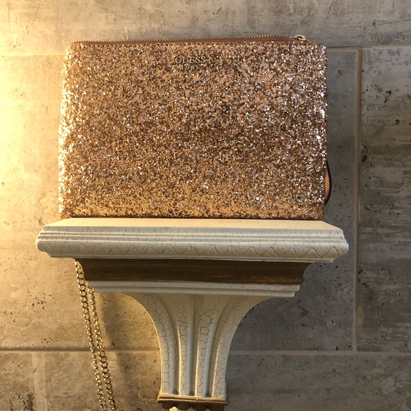 Guess crossbody - Picture 1 of 4